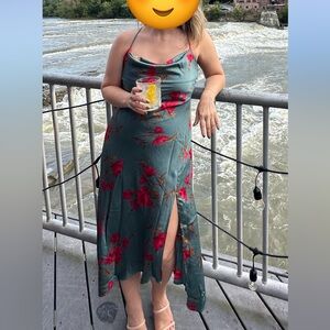 ASTR the label Gaia floral midi dress | size M | teal-raspberry